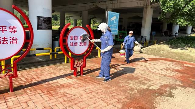 德州锦绣川景区：深度保洁净化环境精细管理迎接双节安博体育官网(图4)