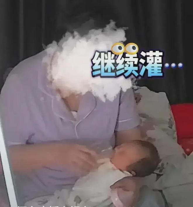 安博体育app下载保洁愤怒！月嫂利用宝妈上厕所时间强行给婴儿灌奶婴儿才9天！(图7)