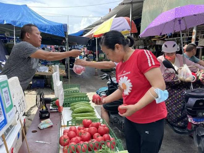 安博体育入口：保洁员阿梅想好好吃饭(图10)